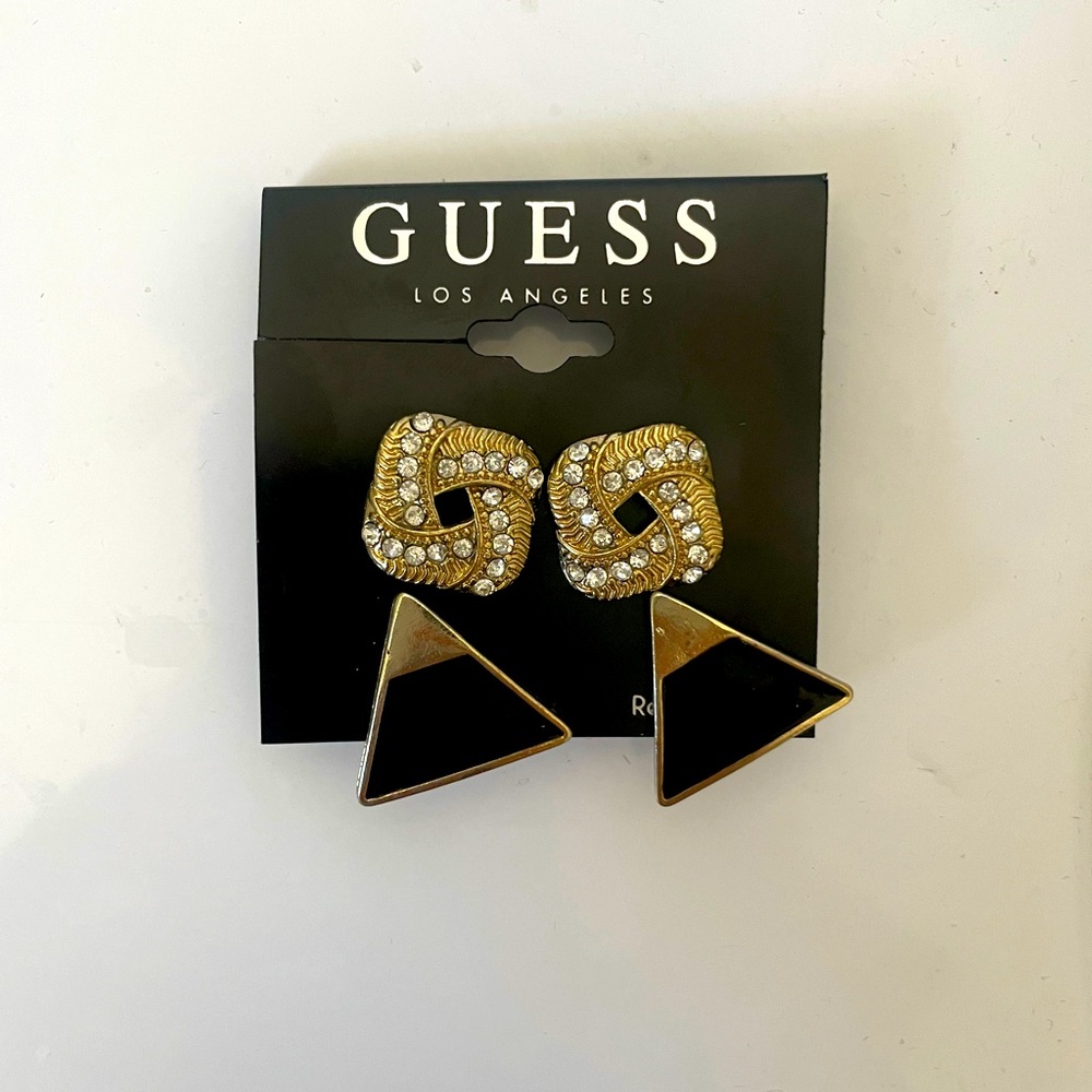 Cute gold plated pair of earrings